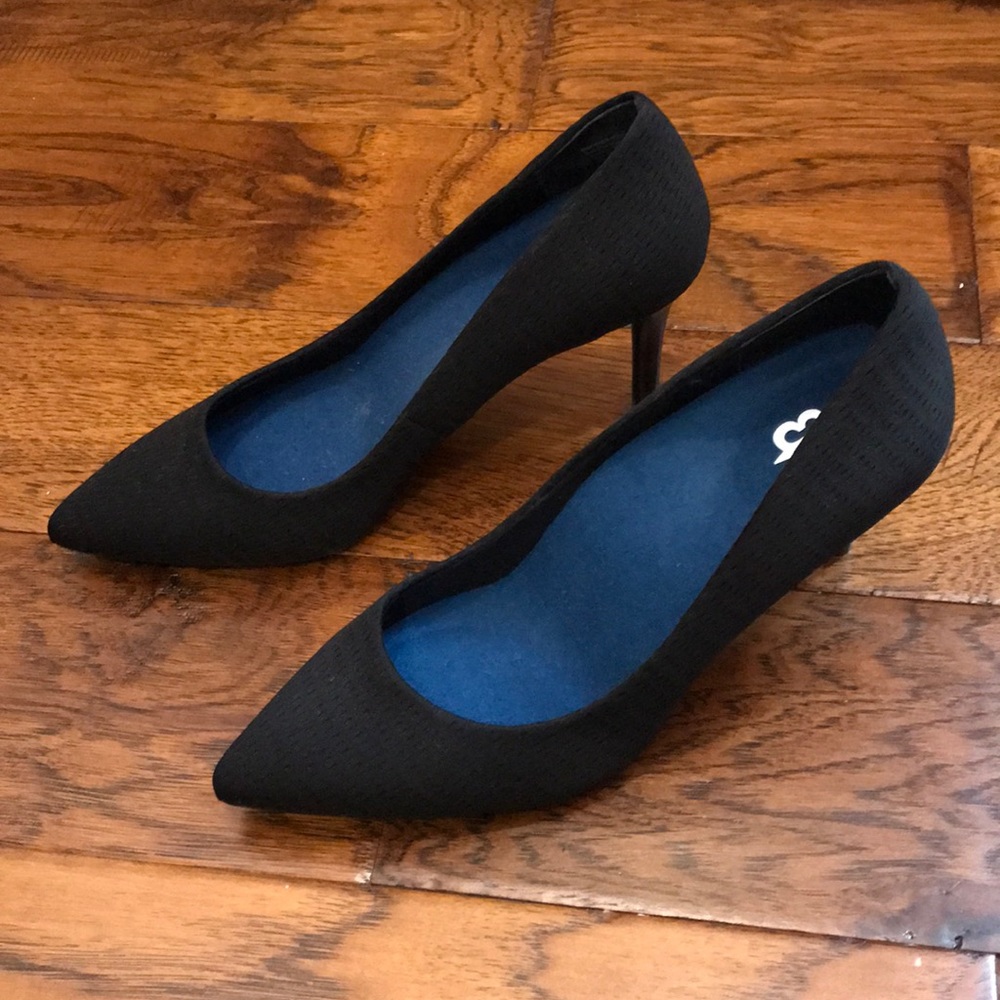 Betabrand Milemarker heels